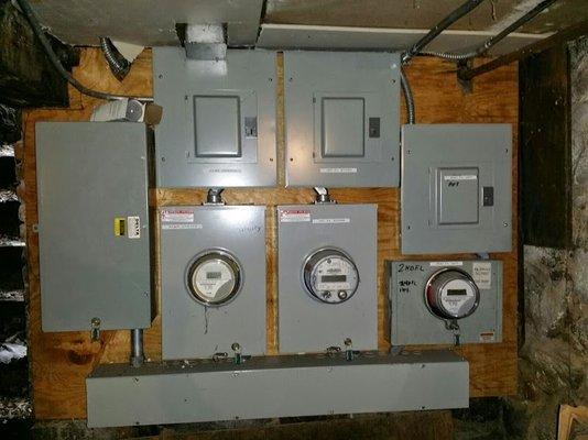 METERING AND POWER DISTRIBUTION