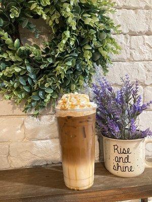 Iced Caramel Macchiato