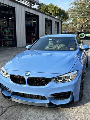 BMW M4 in the shop for some in depth engine diagnostics.