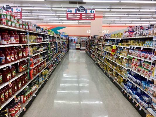 Wide aisles!