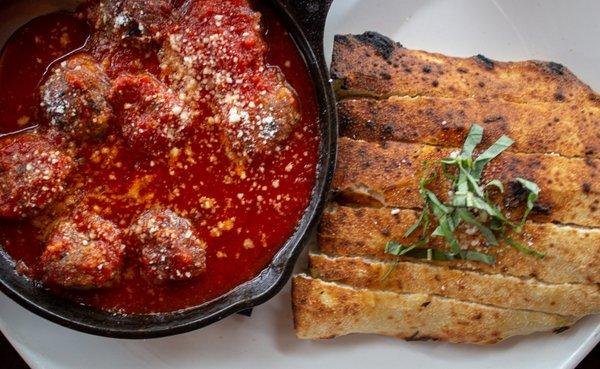 Mia Mamma's Meatballs and Domenica Side Salad.