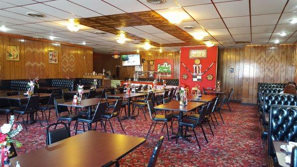 2017-09-16. Kabob Castle. Clinton Twp. MI. Interior. Booths along the side, tables fill the middle. Dated, but you're here for food right?