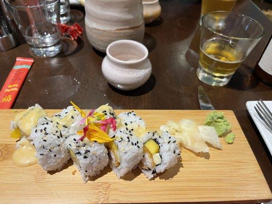 Macademia hogfish roll