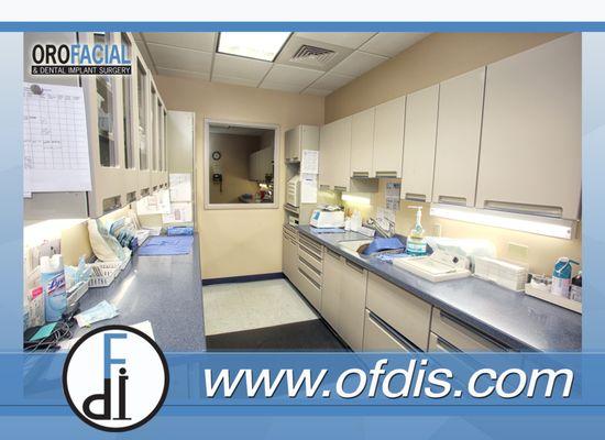 Orofacial & Dental Implant Surgery Waterford Lakes Main Door Laboratory