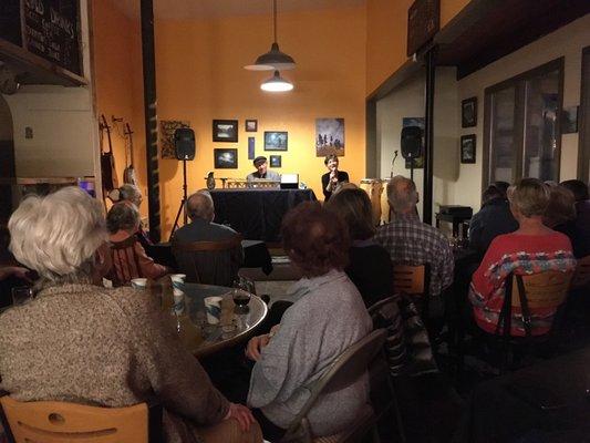 Relaxing music and a warm Tamale - a gray evening at La Baguette.