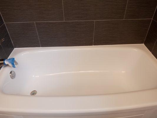 Bathtub and Kitchen Countertop Refinishing