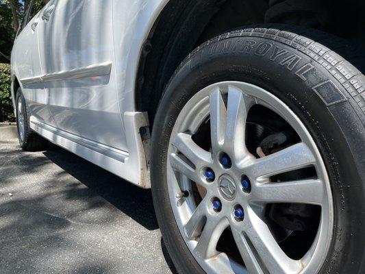 Tires are dressed! (Don't mind the wheel... those brown spots are hard to wash out even when I do it myself)