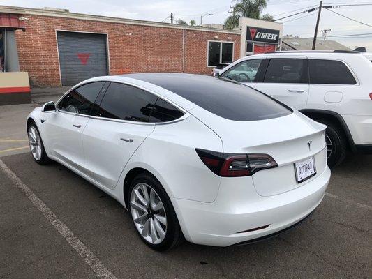 Tesla Model 3 CTX 35 on front, CTX 15 on rear, Air80 on windshield and PPF on center console