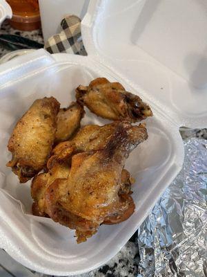 Fried chicken wings