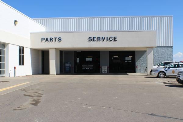 Our Service Department is open on Saturdays from 8am-Noon!