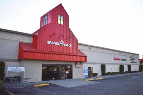 Grange Co-op of Central Point