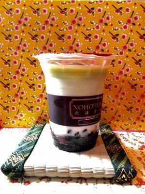 Tokyo Fog with half boba and half red bean. Delicious. Not to mention beautiful.