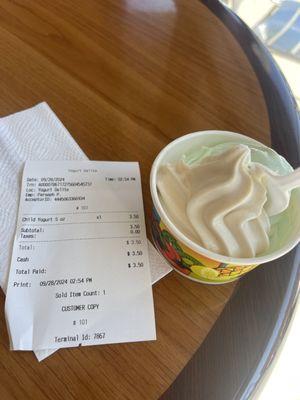 Kids cup with two flavor samples, plus receipt