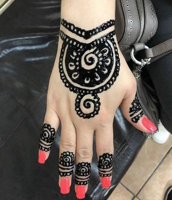 Heena Tattoos