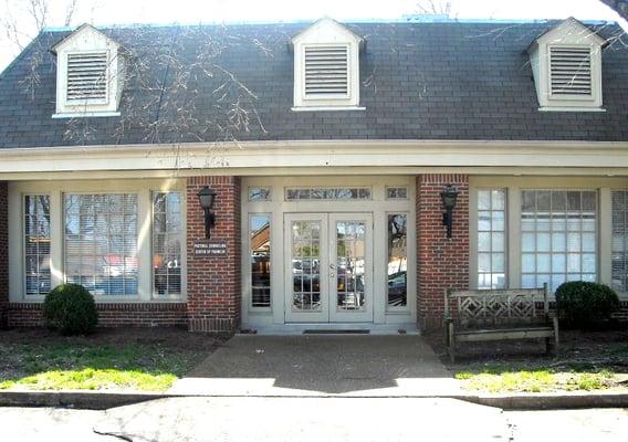 Insight Counseling Centers' Franklin office, located in the Barnabas building at St. Paul's Episcopal Church