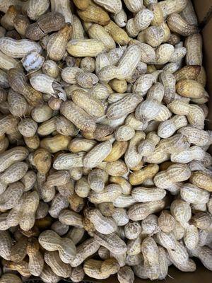 Fresh peanuts