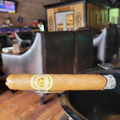 If you prefer a smooth cigar with nuttiness and cream, here it is.