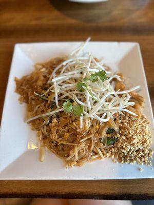 Pad Thai w/ chicken