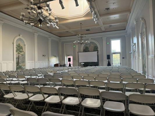 Room set up for corporate meeting 200+