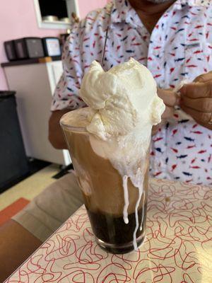 Coke float