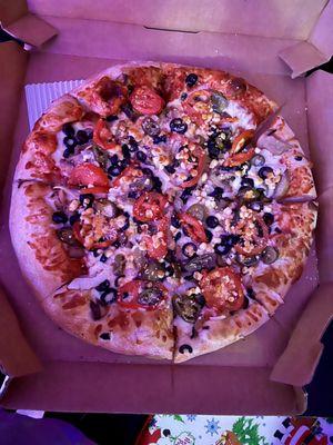 I Ordered a "RUN IT THROUGH THE GARDEN PIZZA," ! BEAUTIFUL, Isn't it ??The Workers are Super Friendly, & Best Pizza!!