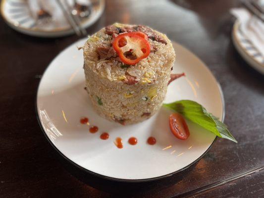 R4. PINEAPPLE FRIED RICE