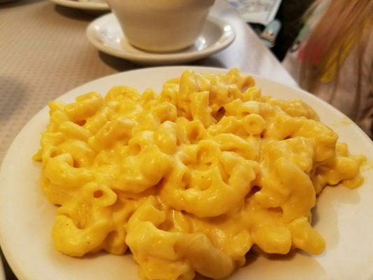 Side of Mac N Cheese