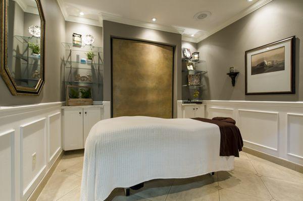 Massage room with a beautiful relaxing waterfall. EuroTan Spa Stockdale