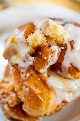 Peach cobbler cinnamon roll