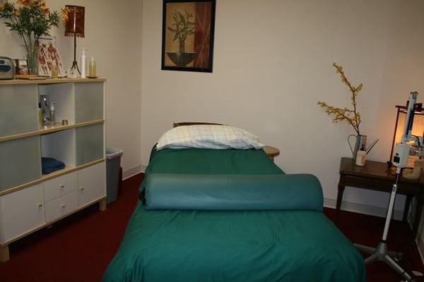 One of the treatment rooms at the best acupuncture place in Seattle.