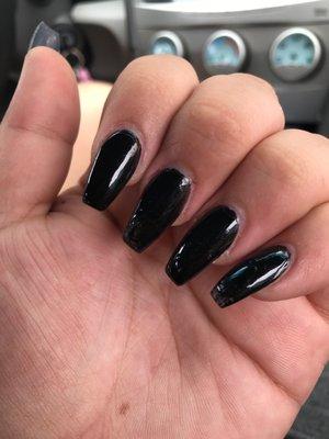 Full set black nails :/