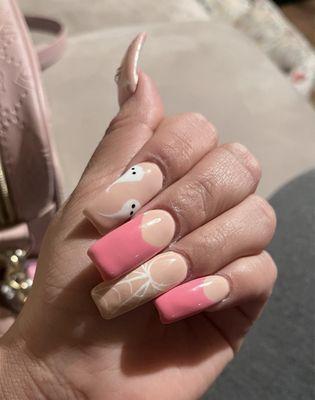 Wide nails