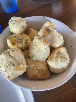 Garlic knots