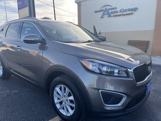 2018 Kia Sorento LX Sport 59,Miles 90 Day Free Warranty $14,900 or just make payments