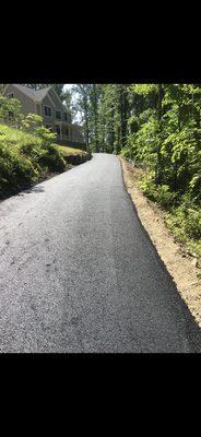 Asphalt paving drive