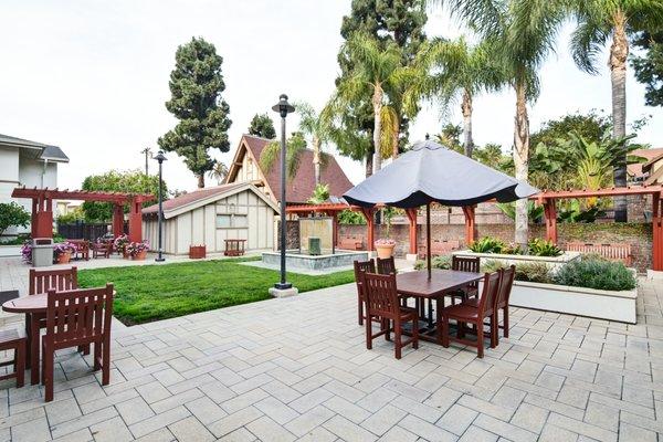 Memory Care-Assisted Living Outdoor Area