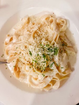 Fettuccine Alfredo