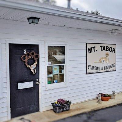 Mt Tabor Boarding And Grooming