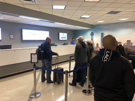 Advantage car rental counter at DFW