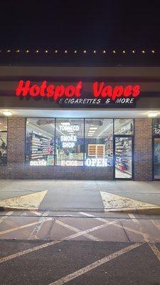 Hotspot Tobacco vapes 12006 College blvd