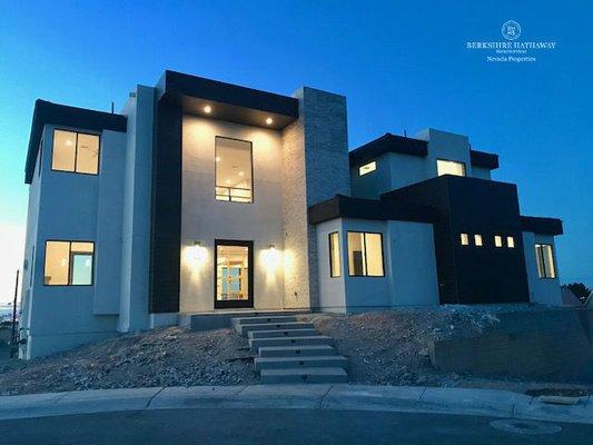 Just SOLD--Custom Home at Cactus Wren Estates