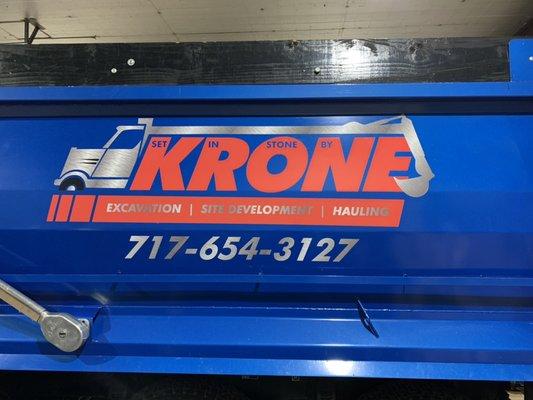 Truck bed graphics