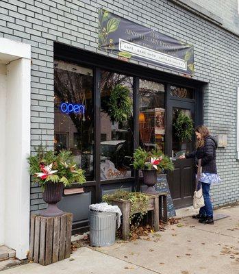 Storefront for Apothecary Kitchen