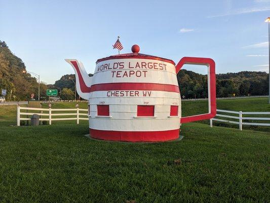 World's Largest Teapot, Chester