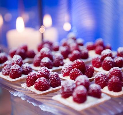 Raspberry Almond Tartlets