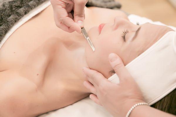 Ombu Salon + Spa offers dermaplaning facials.