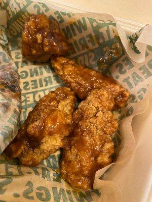 Wings with Hawaiian sauce