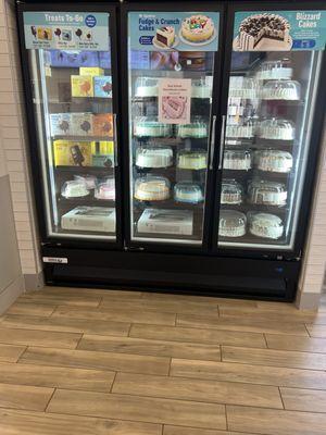 Freezer with cakes to take home and famous ice cream packs