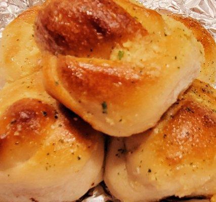 Best Garlic Knots