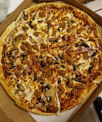 Large Italian sausage, mushrooms, and onions on thin crust!